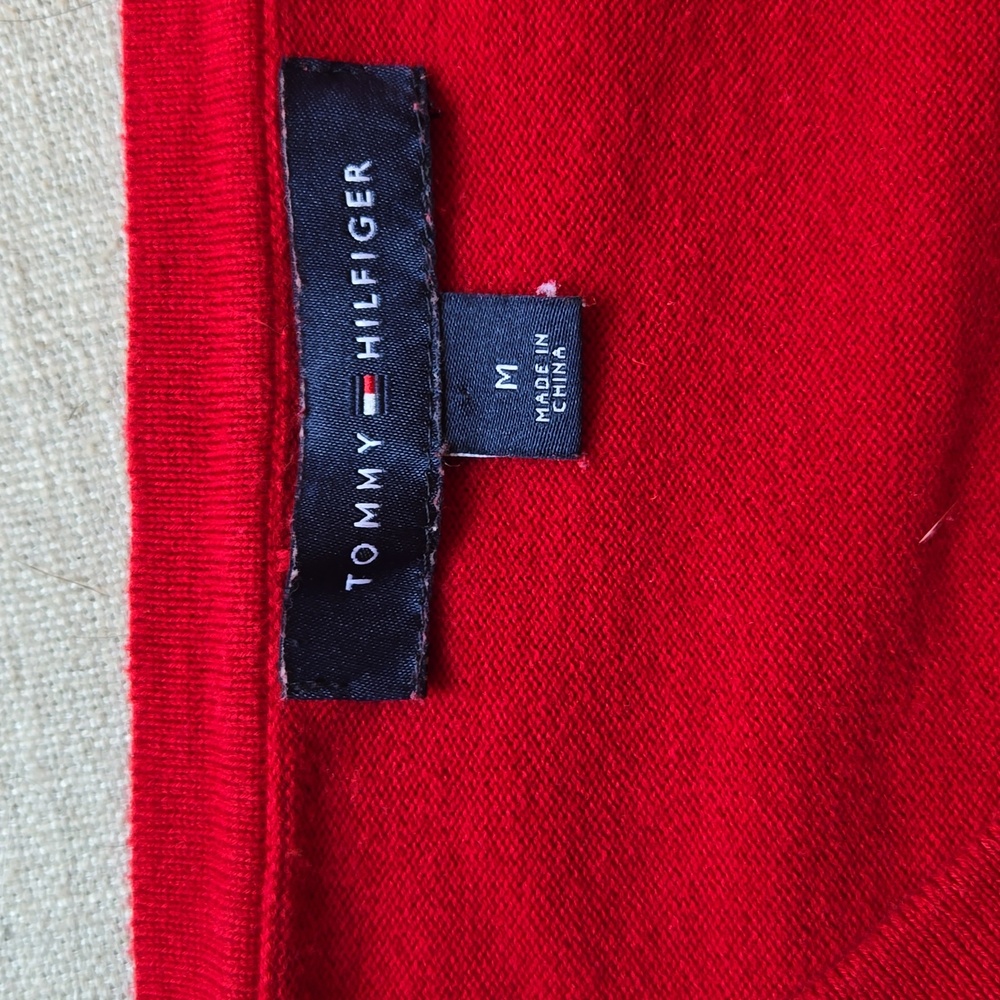 Tommy Hilfiger medium v neck argyle sweater